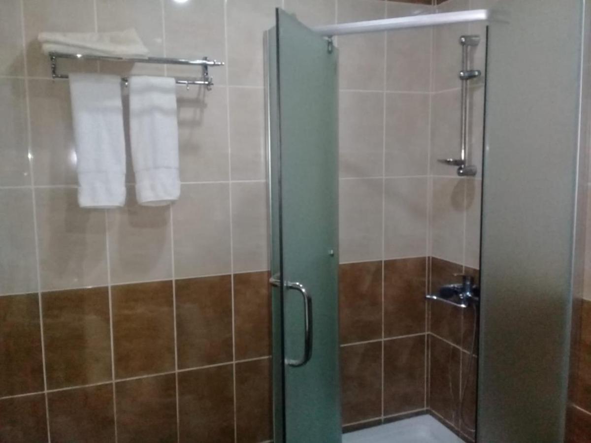 Kish Adasi Resort Şǝki Εξωτερικό φωτογραφία
